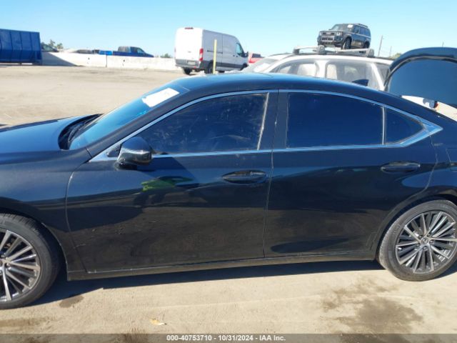 58ADA1C15PU034435 Lexus ES 300H