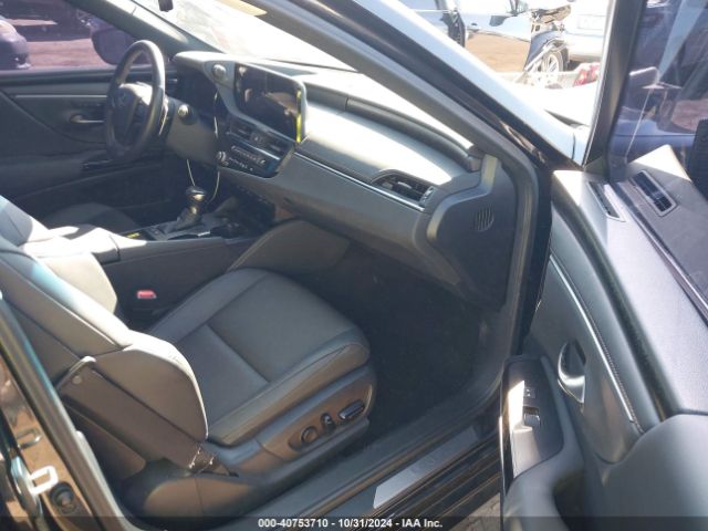 58ADA1C15PU034435 Lexus ES 300H