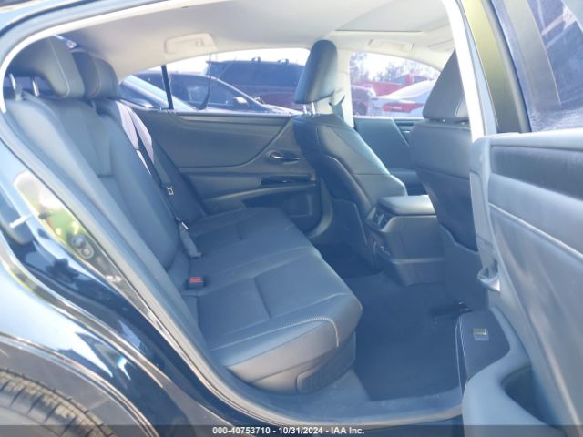 58ADA1C15PU034435 Lexus ES 300H