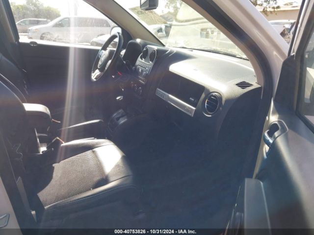 1C4NJCBA1GD760970 Jeep Compass Sport Se