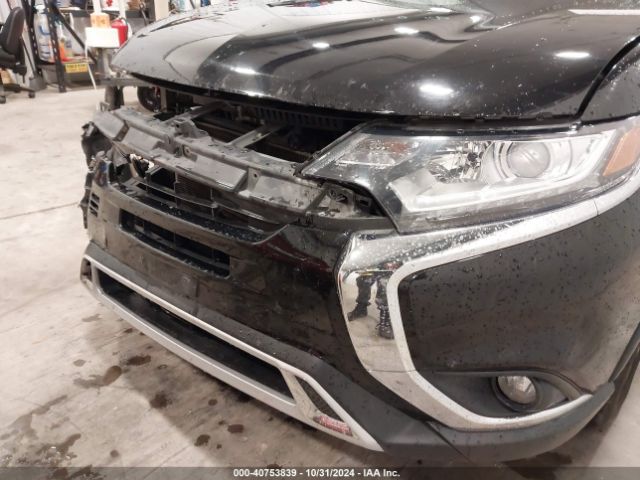 JA4AZ3A31KJ001606 Mitsubishi Outlander Sel