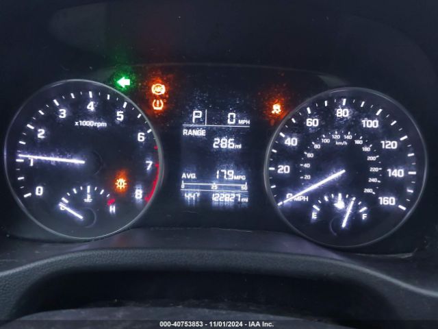 5NPD74LF3HH136111 Hyundai ELANTRA SE