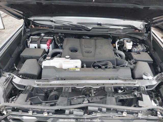 Toyota Tundra Platinum 2023 5TFNA5ECXPX012516 Image 10