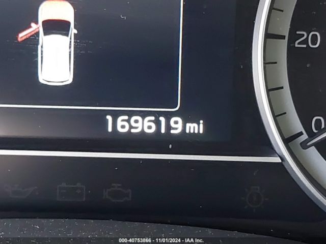 KNDCB3LC8H5104376 KIA NIRO LX