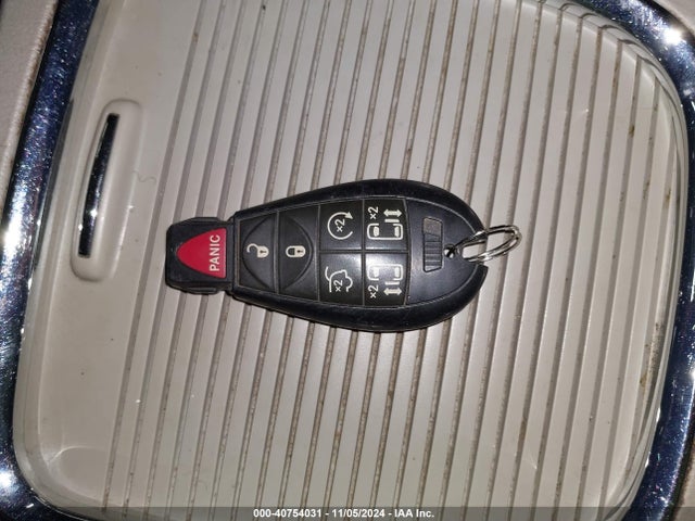 40754031 :رقم المزاد ، 2C4RDGCG4KR679406 vin ، 2019 Dodge Grand Caravan Sxt مزاد بيع