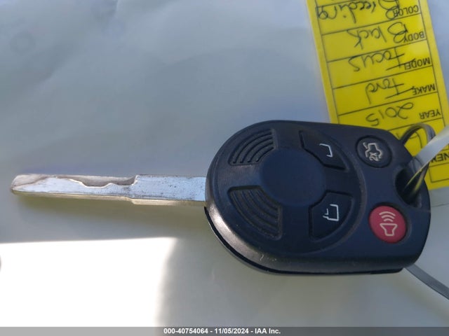Ford FOCUS SE 2015 1FADP3F24FL356911 Image 11