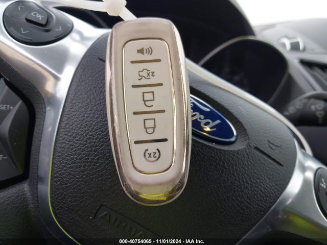 Ford Escape Titanium 2016 1FMCU0J99GUC90994 Image 11