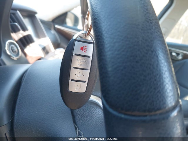 JN1EV7AR2JM612114 Infiniti Q50 3.0t Luxe