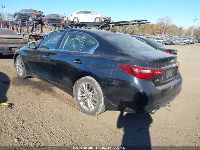 JN1EV7AR2JM612114 Infiniti Q50 3.0t Luxe