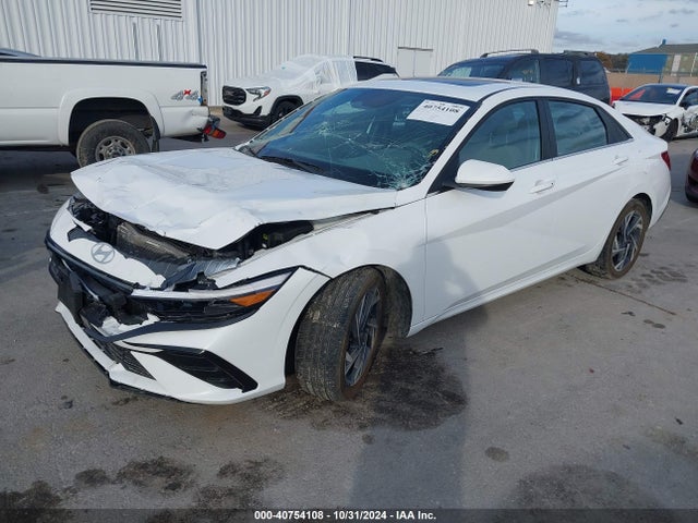 Hyundai ELANTRA SEL 2024 KMHLS4DG2RU788500 Image 2