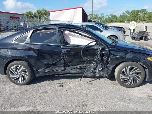 3VWE57BUXLM089767 Volkswagen Jetta 1.4t Sel