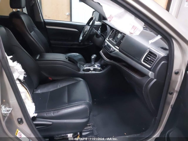 Toyota Highlander Xle V6 2016 5TDJKRFH8GS277888 Image 5