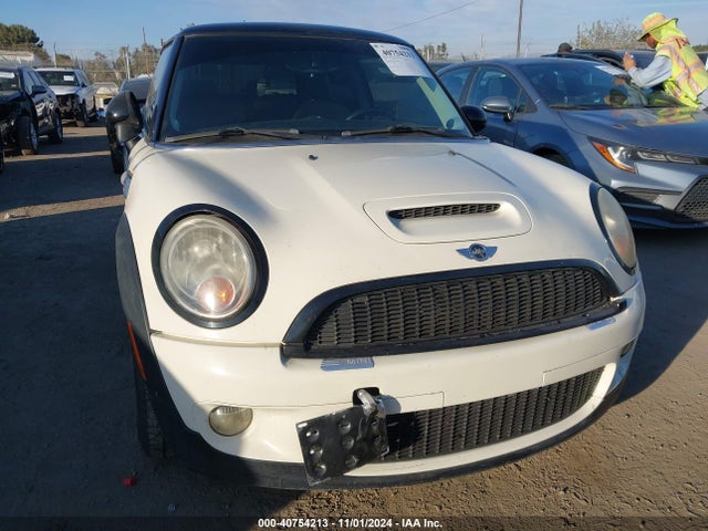 2010 MINI COOPER S WMWMF7C56ATX43131 Photo 5
