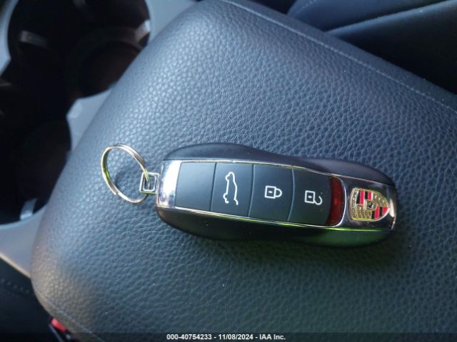 WP1AA2A53PLB21863 Porsche Macan T
