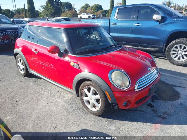 2009 MINI COOPER WMWMF33549TW72578 Photo 0