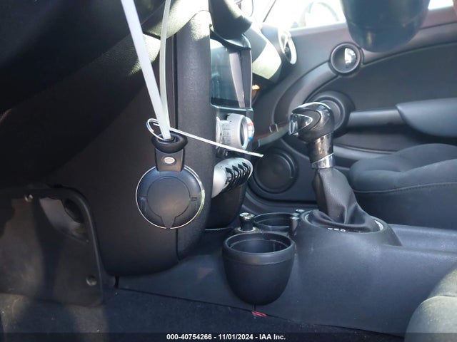 2009 MINI COOPER WMWMF33549TW72578 Photo 10