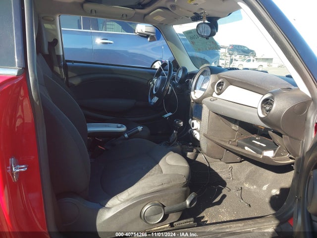 2009 MINI COOPER WMWMF33549TW72578 Photo 4
