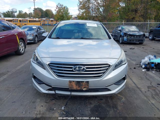 5NPE24AFXHH587896 Hyundai SONATA SE