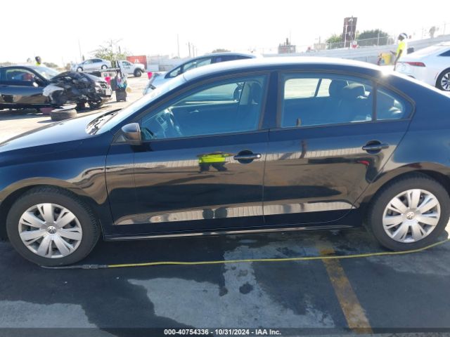 3VW2K7AJ6EM392924 Volkswagen Jetta 2.0l S