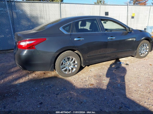 Nissan Altima 2.5 S 2017 1N4AL3AP4HC239608 Image 4