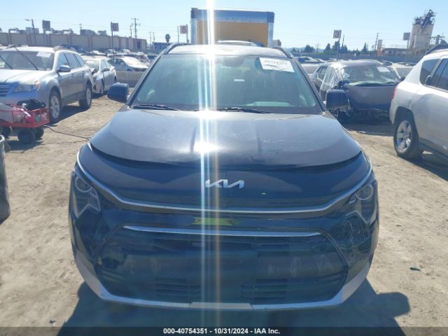 KNDCR3LE6P5046215 KIA NIRO EX