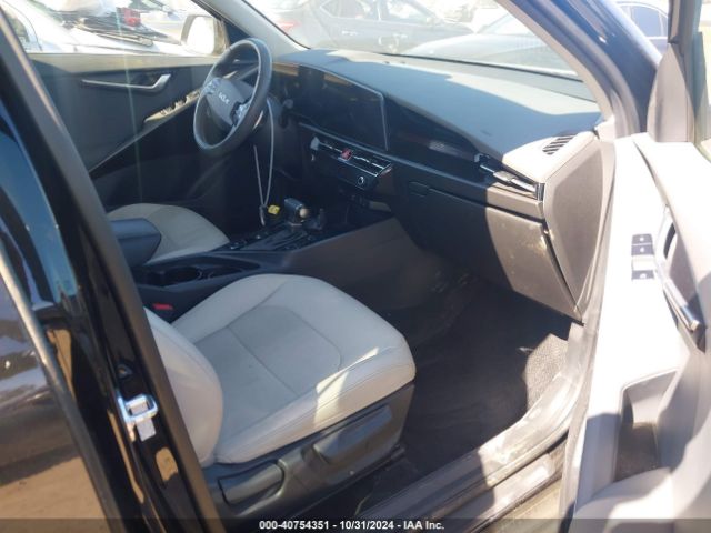 KNDCR3LE6P5046215 KIA NIRO EX