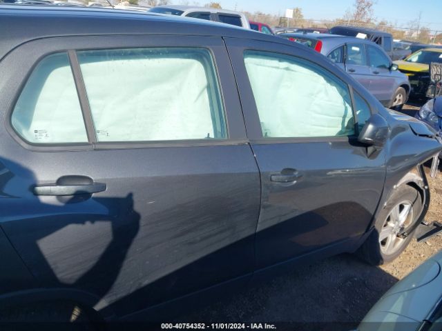 3GNCJKSB9KL381395 Chevrolet TRAX LS