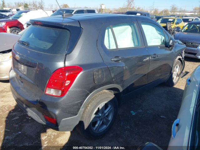 3GNCJKSB9KL381395 Chevrolet TRAX LS