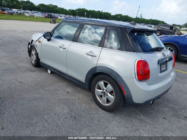 2016 MINI HARDTOP WMWXU1C58G2D12209 Photo 2