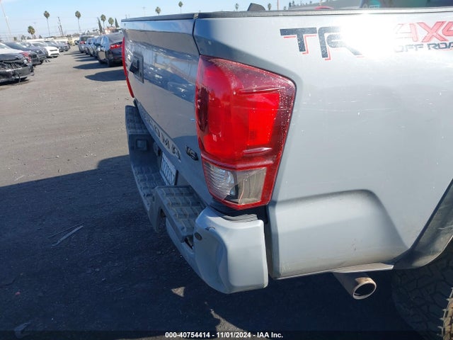3TMCZ5AN6KM241362 Toyota Tacoma 4wd Trd Off Road