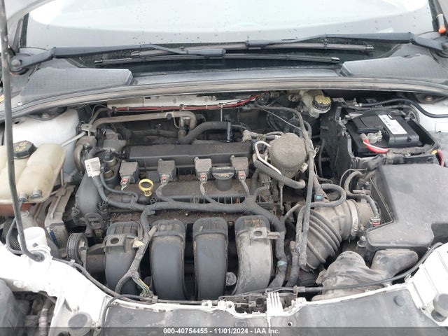 Ford FOCUS SE 2014 1FADP3F26EL145563 Image 10