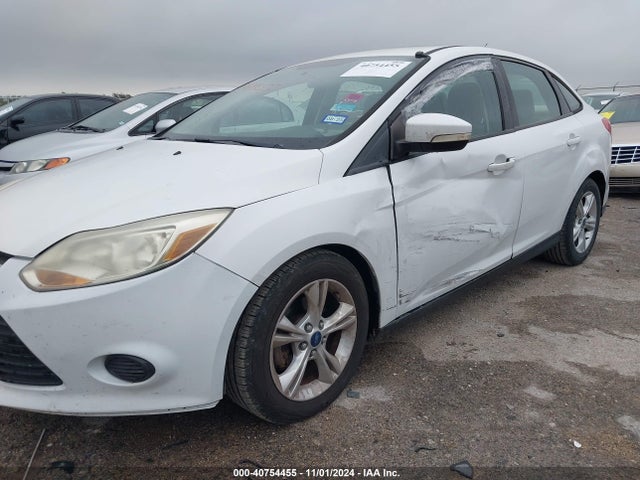 Ford FOCUS SE 2014 1FADP3F26EL145563 Image 6