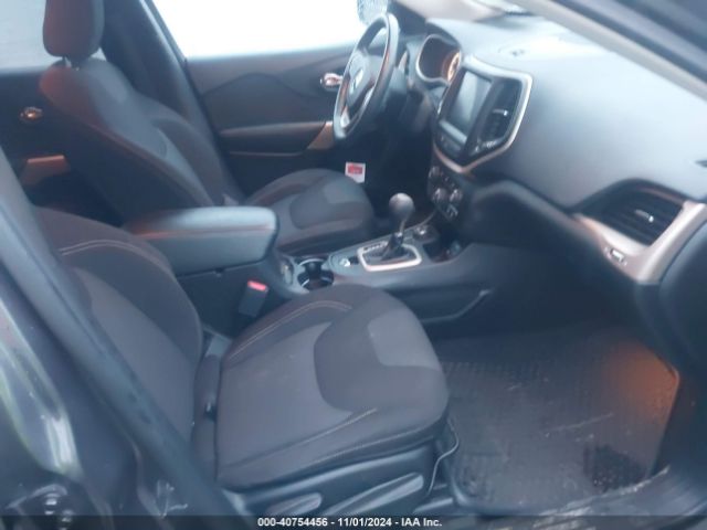 1C4PJMCB0HW596798 Jeep Cherokee Latitude 4x4