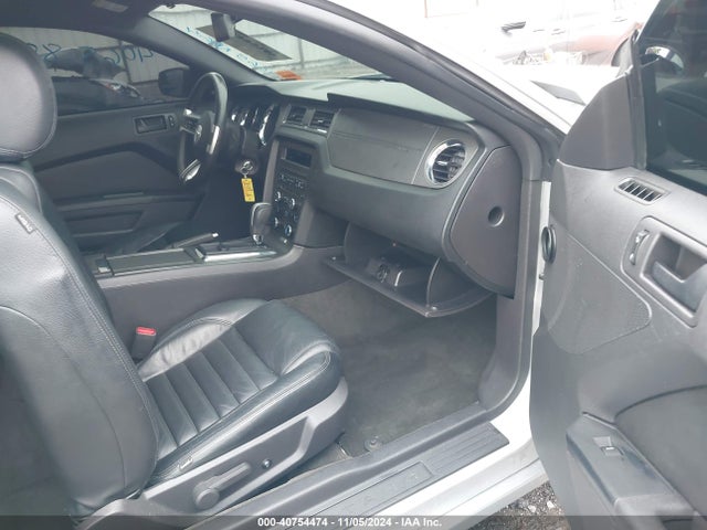 Ford Mustang V6 2014 1ZVBP8AM1E5316521 Image 5