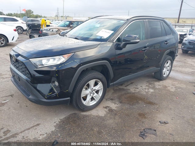 Toyota Rav4 Xle 2020 2T3W1RFVXLC036245 Image 2