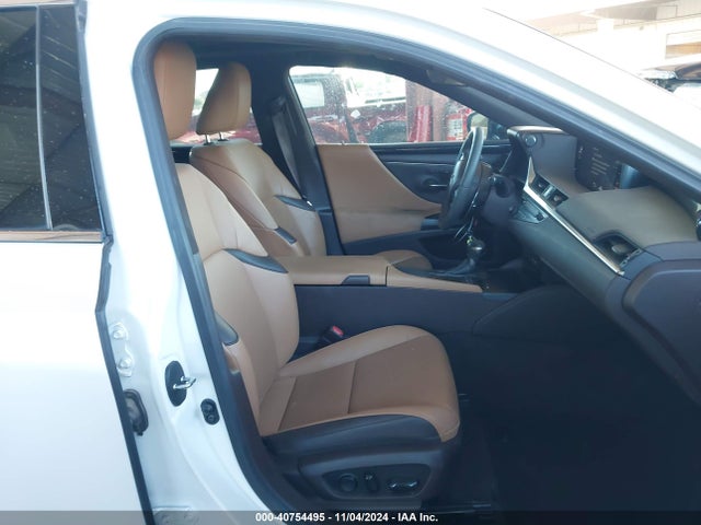 Lexus ES 350 2020 58ADZ1B15LU063440 Image 5