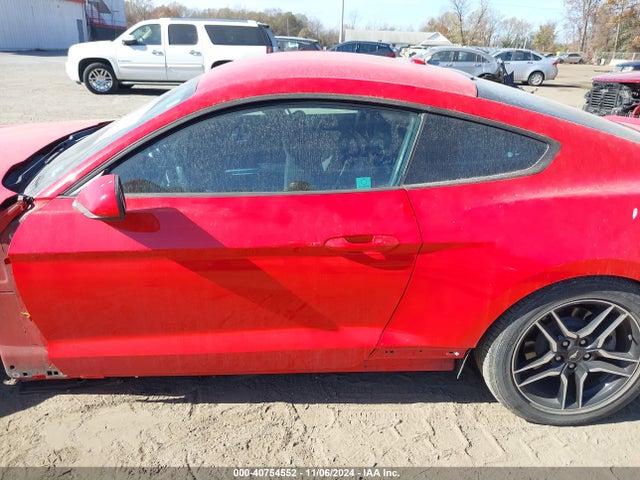 Ford Mustang Ecoboost 2019 1FA6P8TH2K5133330 Image 14