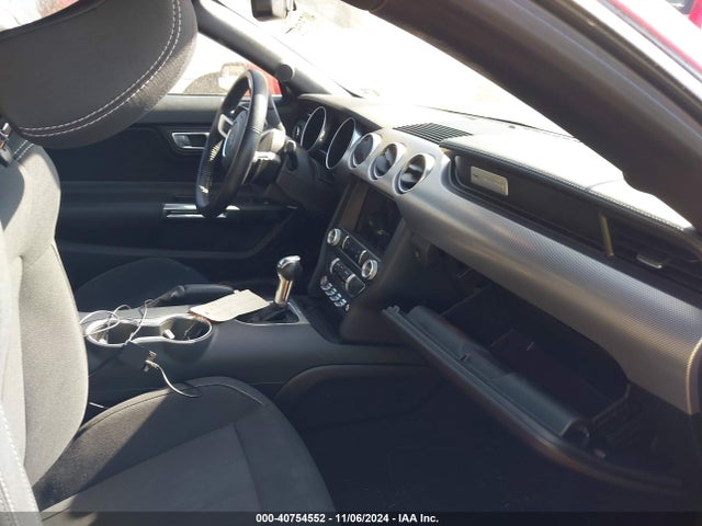 Ford Mustang Ecoboost 2019 1FA6P8TH2K5133330 Image 5