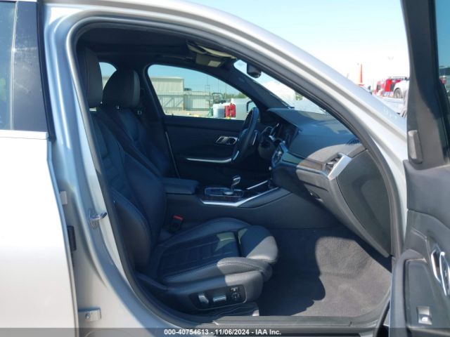 WBA5R1C52KAK12515 BMW 330I