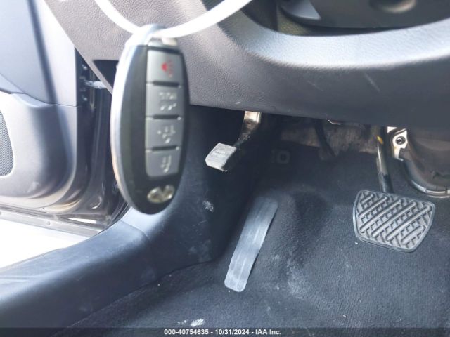 JN1EV7AP1HM737372 Infiniti Q50 3.0t Premium