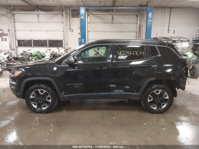3C4NJDDB0HT631027 Jeep New Compass Trailhawk 4x4
