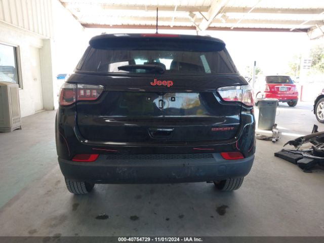 3C4NJCAB4JT502695 Jeep Compass Sport Fwd