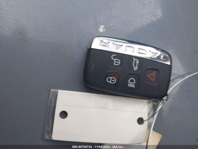 2019 JAGUAR F-PACE SADCN2GX4KA364808 Photo 10