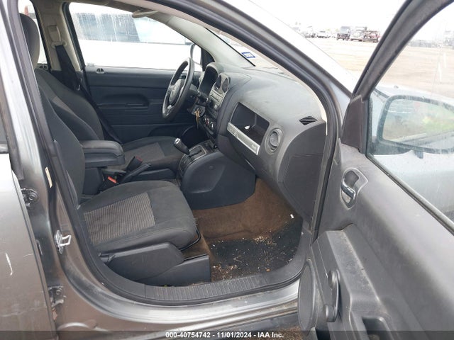 1C4NJCBA6ED552824 Jeep Compass Sport