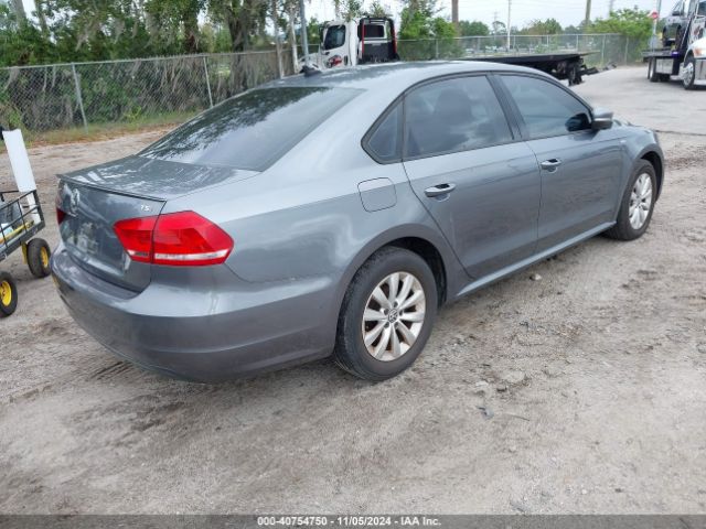 1VWAT7A31EC098763 Volkswagen Passat 1.8t Wolfsburg Edition