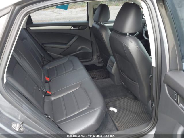 1VWAT7A31EC098763 Volkswagen Passat 1.8t Wolfsburg Edition