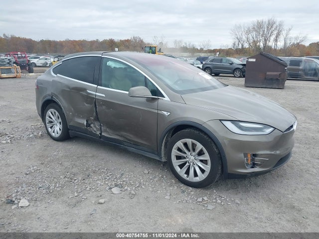 2016 TESLA MODEL X 5YJXCBE27GF011908 Photo 0