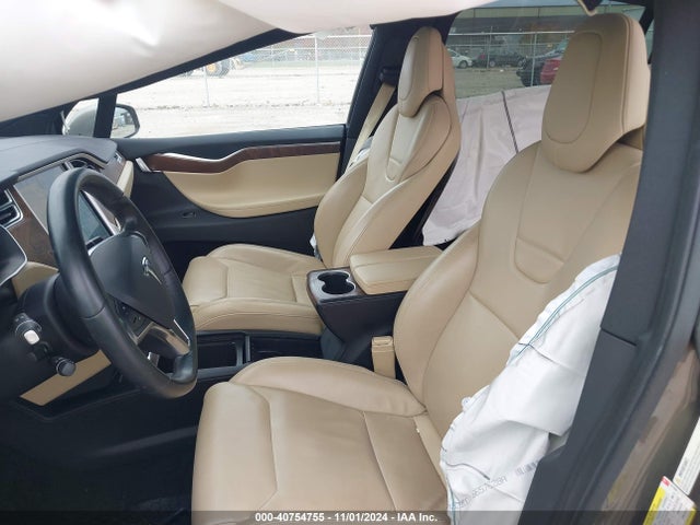 2016 TESLA MODEL X 5YJXCBE27GF011908 Photo 4