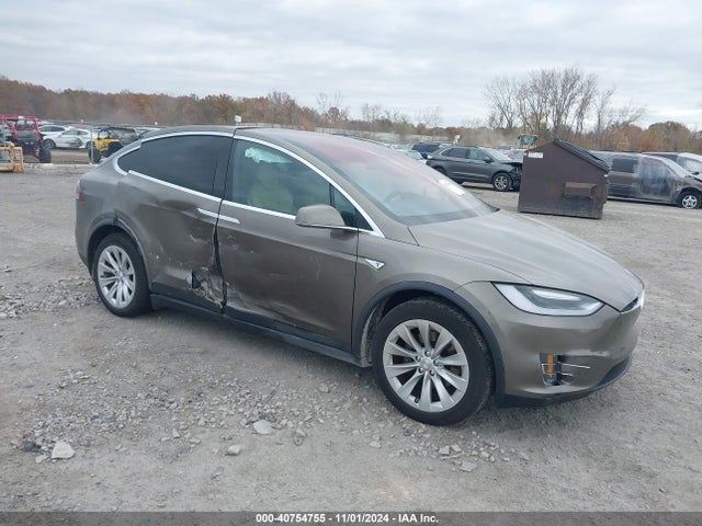 2016 TESLA MODEL X 5YJXCBE27GF011908 Photo 5
