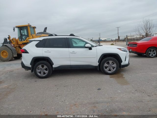 2T3W1RFV6RC274781 Toyota Rav4 Xle